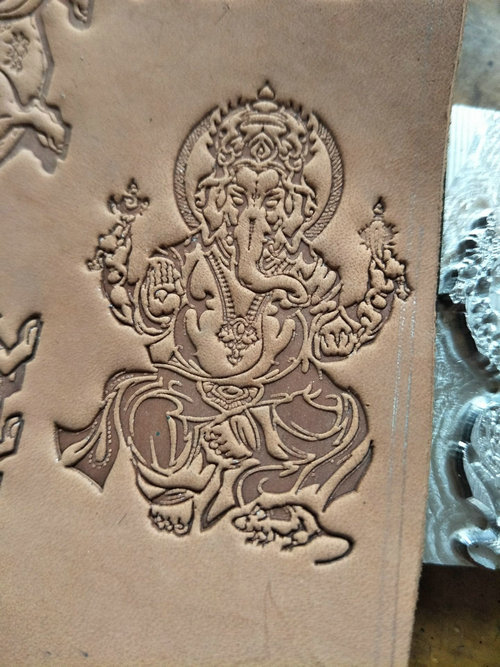 Unique Leather Work - Alat kerja kulit desain unik buatan