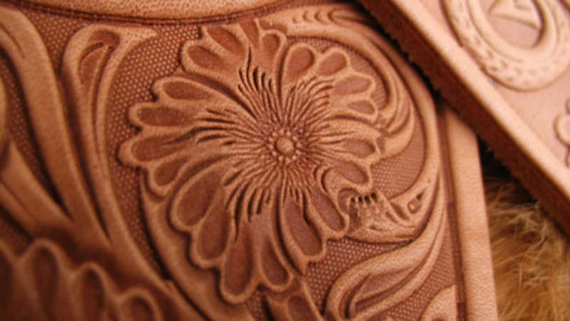 Bunga Dinasti Tang Pekerjaan T - Unique Leather Work ulasan dan harga